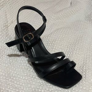A. New day chunky heel